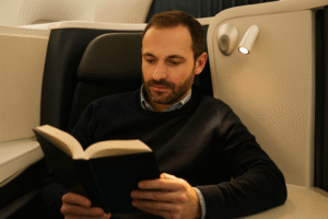 business class de Air France -comodidad espacio puerto de carga privacidad lectura comodidad vuelos largos espacio cama cobija almohada viajes servicio puntos precio