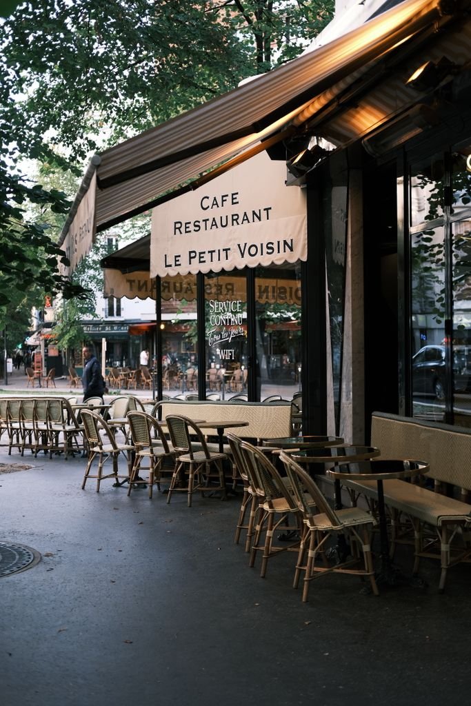 acumular puntos millas para volar a París - café parisino