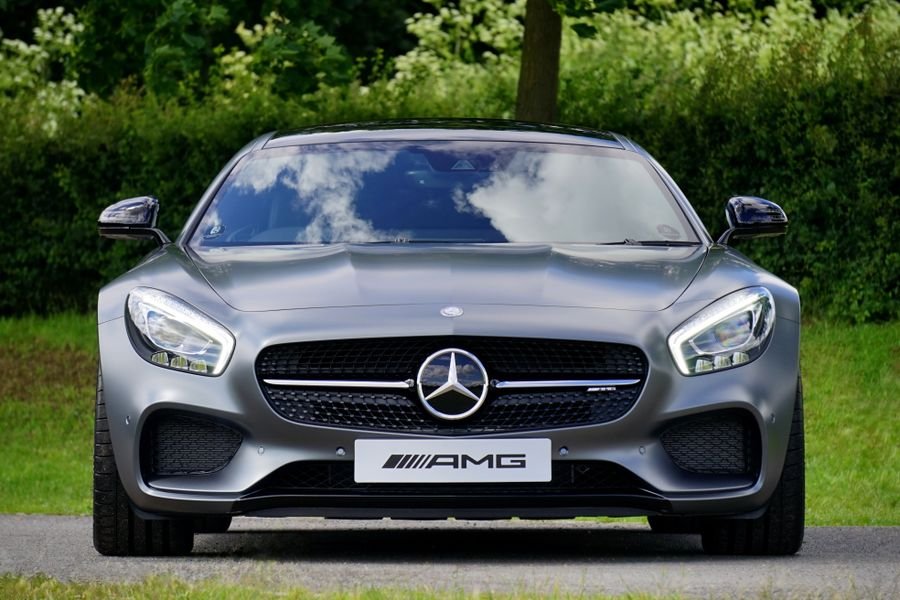 Mercedes-Benz de lujo como los que ofrece DiDi Luxe en China