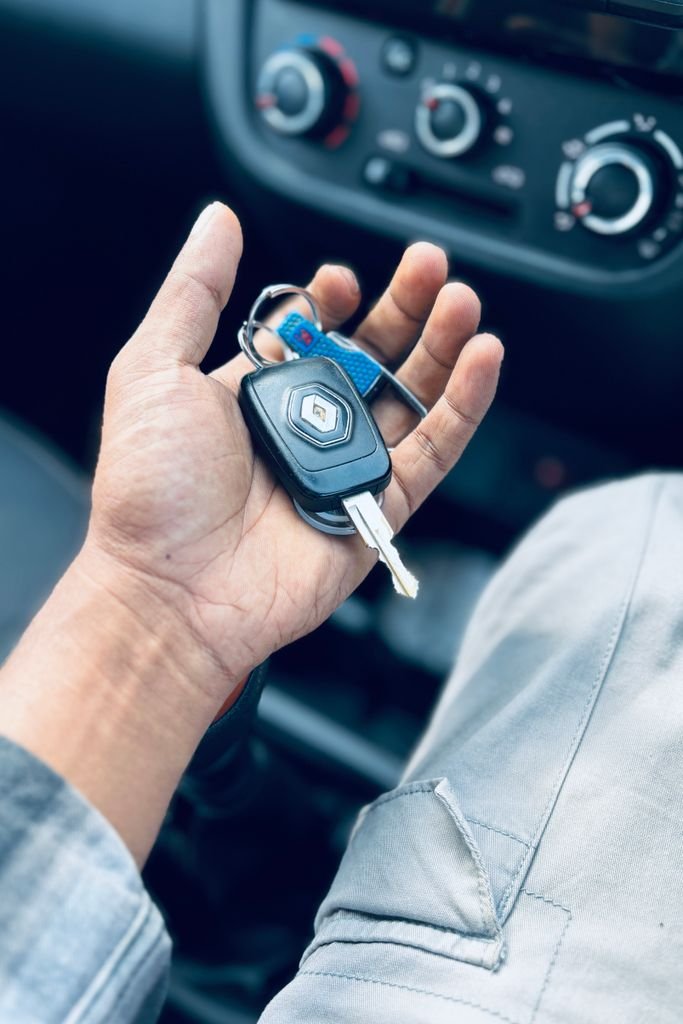gana millas al rentar autos - llaves de auto de renta