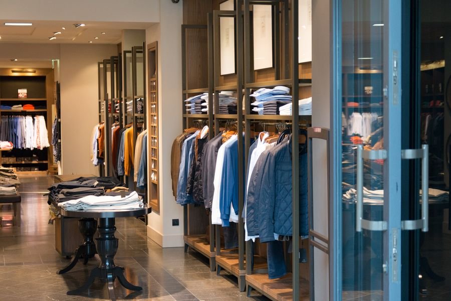 boutique de lujo en Las Rozas Village con descuentos de outlet